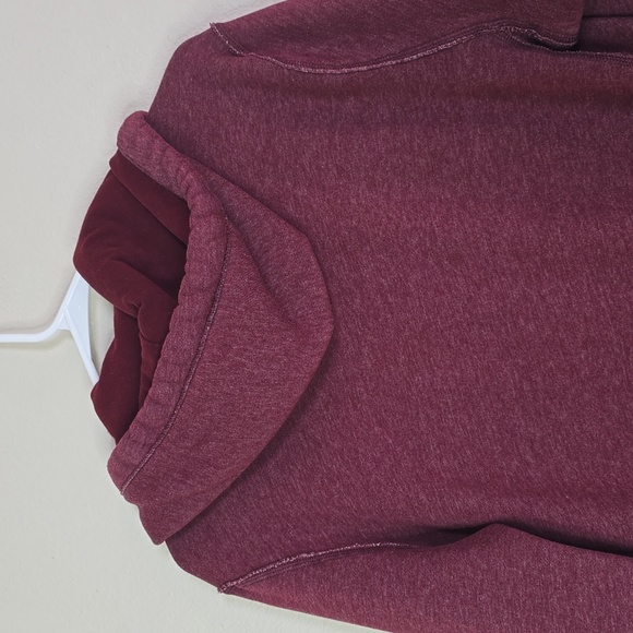 Abercrombie & Fitch Muscle  Maroon Hoodie Zip-Up Closure Distressed Size Large - Picture 7 of 8